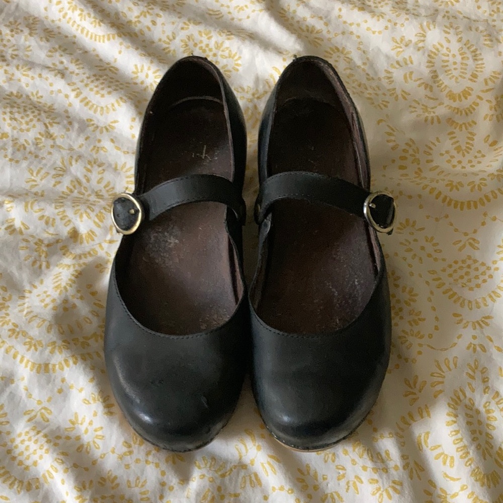 Black Dansko Size 37